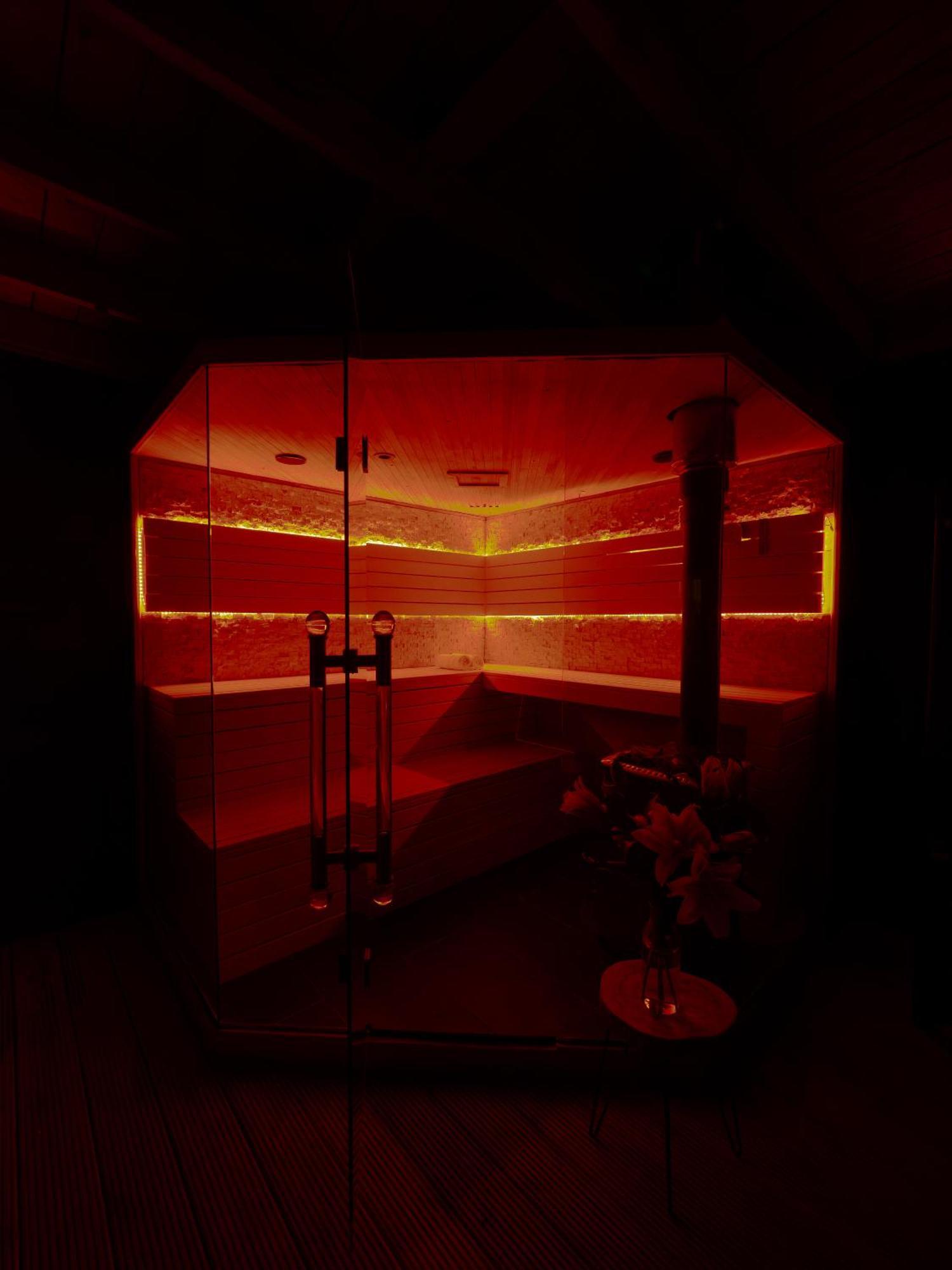 Luxurious Family With Sauna Big Garden And Jacuzzi * Zeewolde